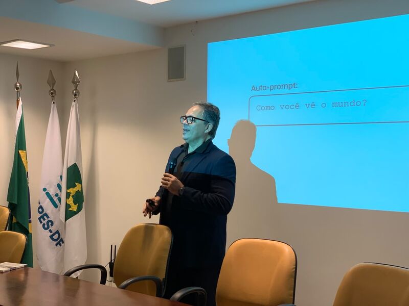 Palestra no SINDEPES/DF